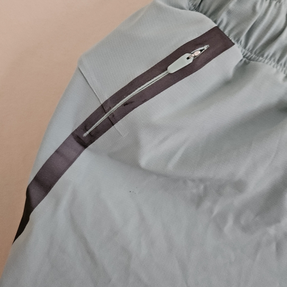 Lululemon Men's Surge Lined Shorts 6" Inseam Running Athletic, sz S - Picture 11 of 13